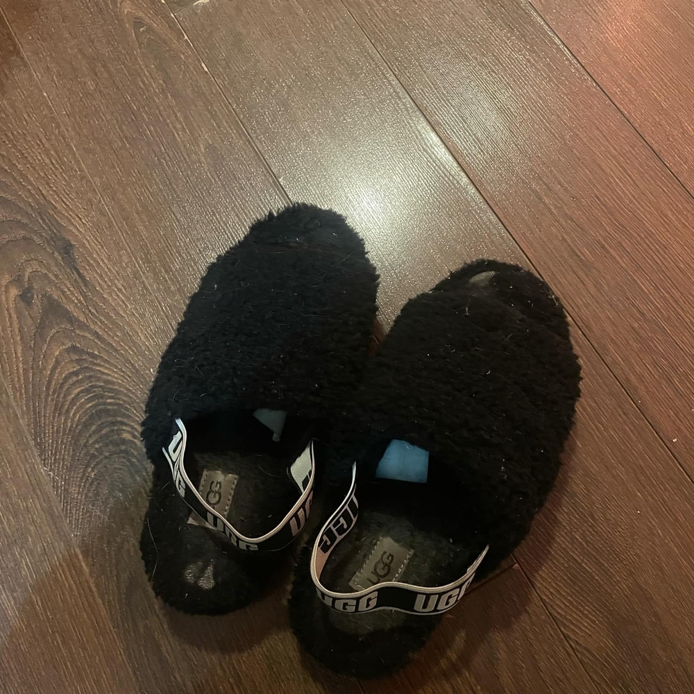 UGG Black Fluffy Slippers